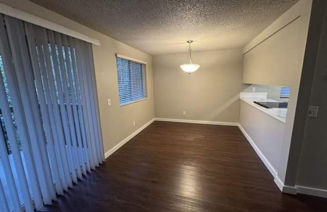 Woodridge Apartments Gallery 2
