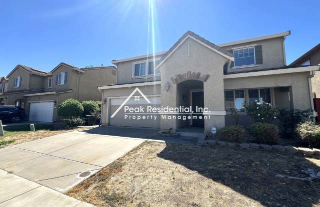 Spacious 4bd/3ba Elk Grove Home! Gallery 3