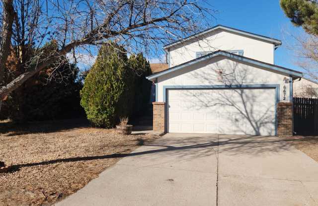 Large 4 bedroom at Woodmen and Union photos photos