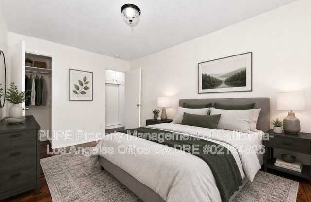 4615 W 168th Street Gallery 2