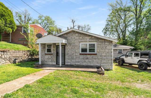 Close to Downtown Nashville! Gallery 3