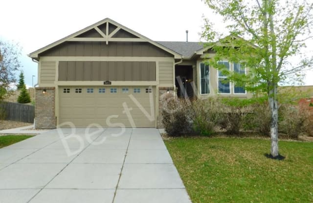 5613 S Elk Ct - 5613 South Elk Court, Aurora, CO 80016