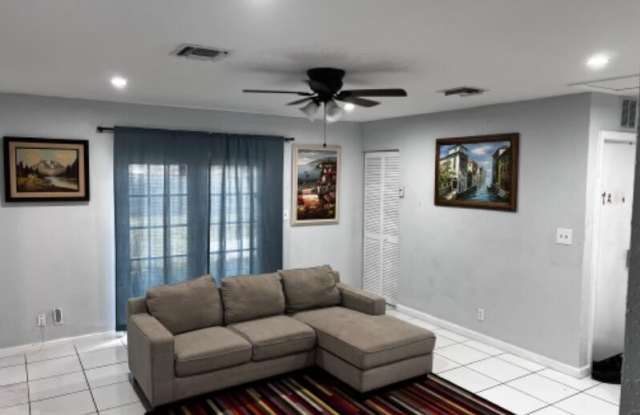 548 NW 2nd Way unit: A5 photos photos