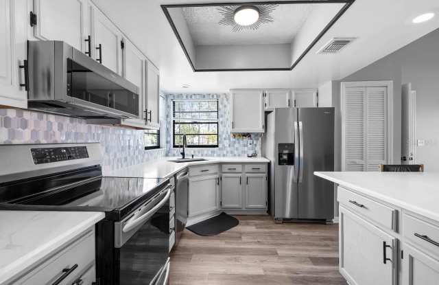 609 LIVELY Drive Gallery 4