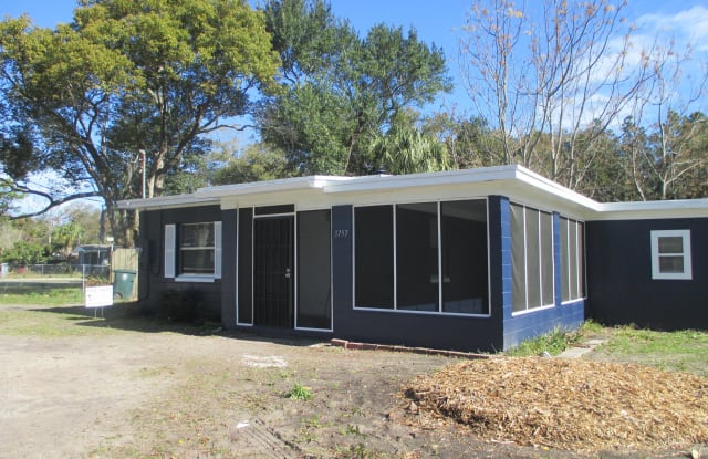 3757 EVE DR W - 3757 Eve Drive West, Jacksonville, FL 32246