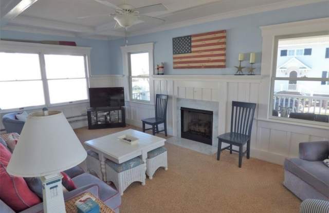 875 Stenton Pl Gallery 3