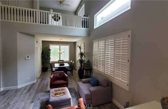 16 Bristlecone - 16 Bristlecone, Irvine, CA 92620