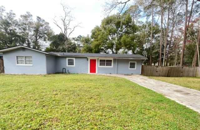 3BR/1BA HOUSE - Riverview Area **FIRST MONTH WAIVED** photos photos