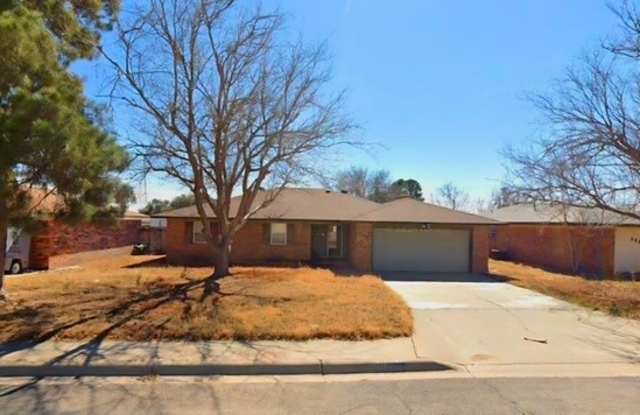 4607 Brookdale Dr Gallery 1