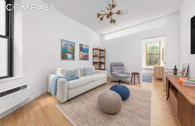 121 East 10th Street photos photos