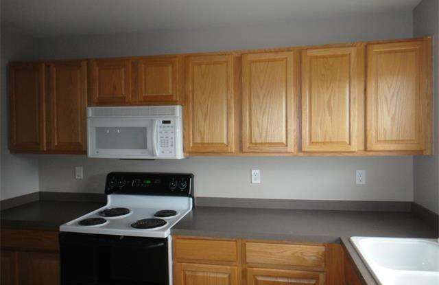 16755 CARRIAGE WAY Gallery 4
