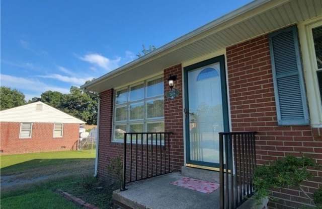 2605 Fruehauf Road photos photos