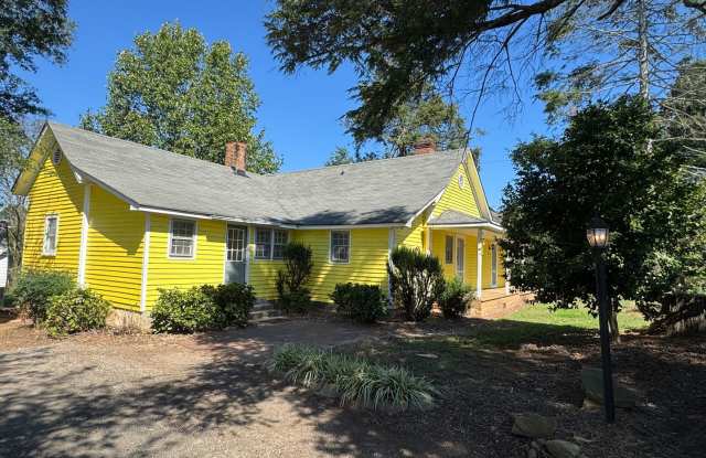 Farm House in the country 3/1.5 Gallery 1
