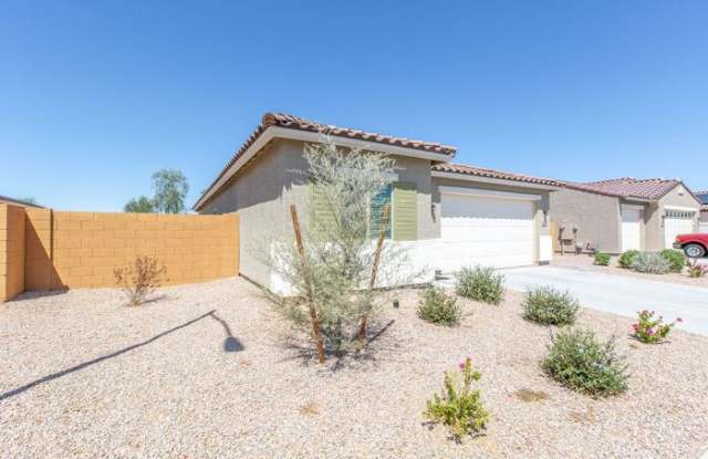 2547 North Kenna Place Gallery 2