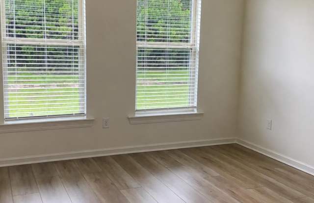 23667 Sweetbriar Ct Gallery 4