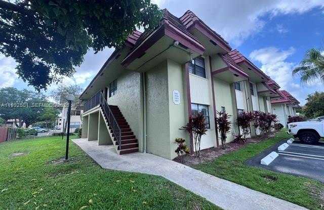 3251 NW 104th Ave photos photos