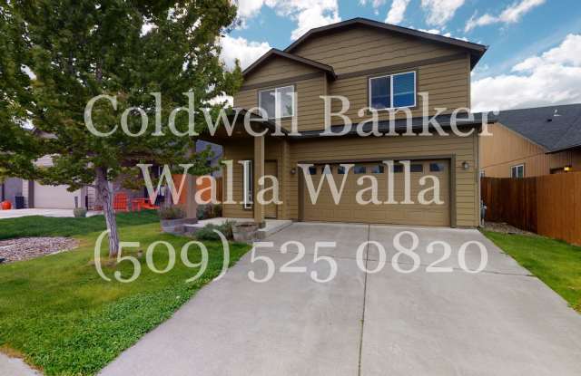 Beautifully maintained 3 bedroom 2.5 bath home photos photos