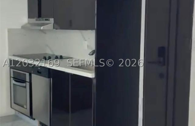 South Beach Luxury Apartments Gallery 2