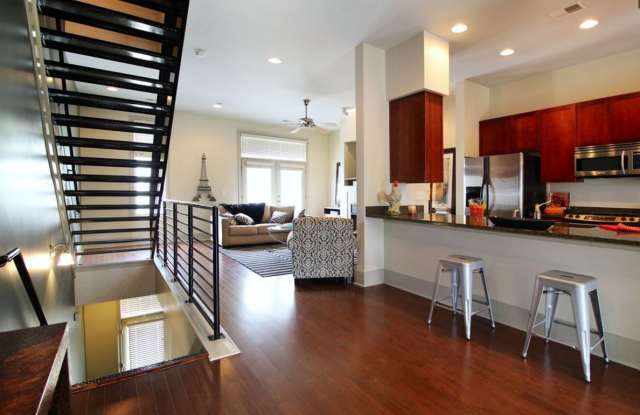 628 Denmark Dr photos photos