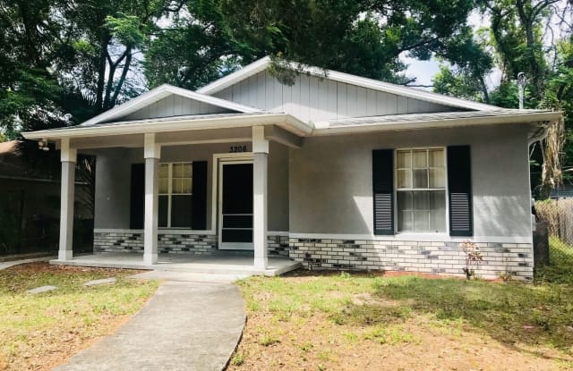 3206 E 28th Ave - 3206 East 28th Avenue, Tampa, FL 33605