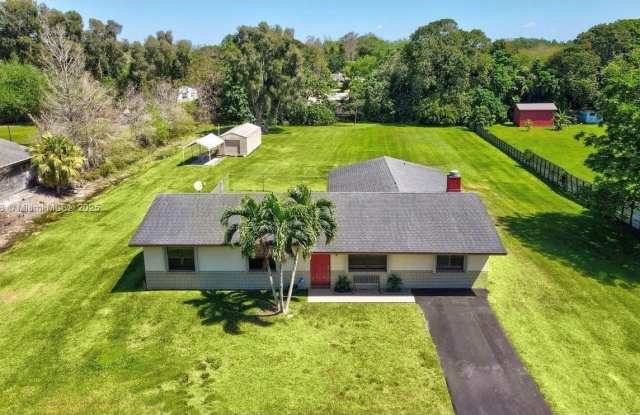 6160 SW 188th Ave photos photos
