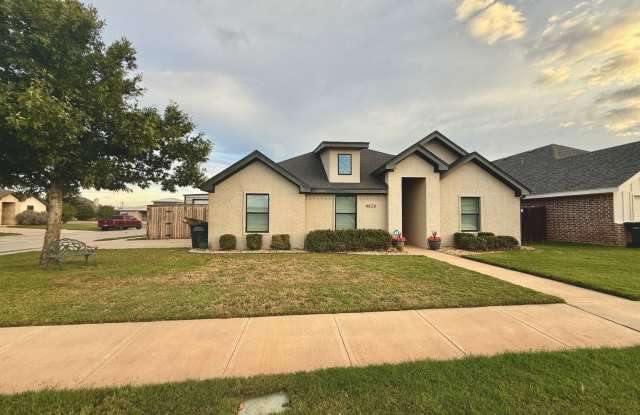 4626 EBBETS DR Gallery 3