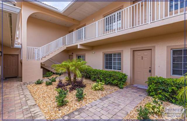 ***GOLF & LAKE VIEWS***2 BEDS/2 BATHS***PRIVATE GARGE***RESORT STYLE AMENITIES***ANNUAL RENTAL*** Gallery 4