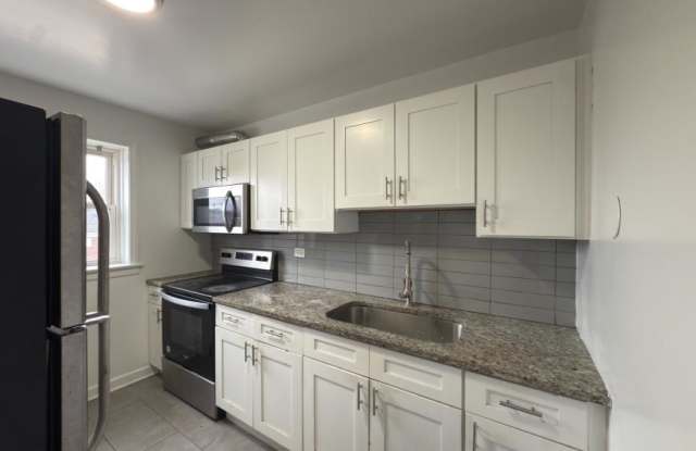 7520-25 North Ridge Blvd. photos photos