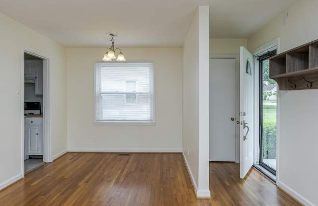 649 Mitchell Avenue Gallery 3