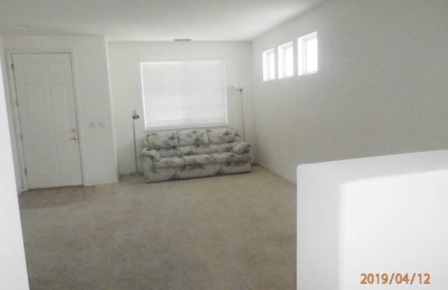 Very Cozy N.Natomas Single Story 4/2! (Please read entire ad prior to requesting an appointment) - 2147 New Hampshire Way, Sacramento, CA 95835