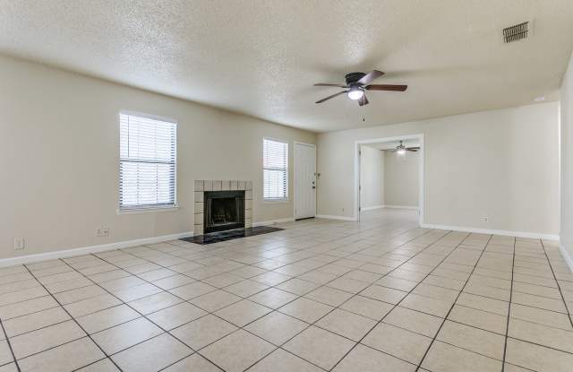 5702 Coldsprings Gallery 4