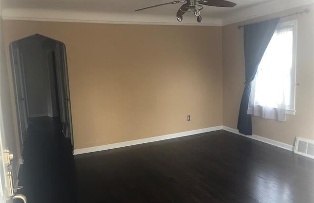 7298 N SILVERY Lane Gallery 3