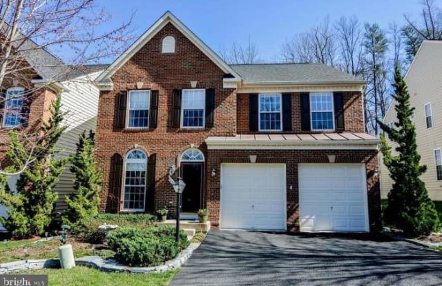 9881 E HILL DR - 9881 East Hill Drive, Lorton, VA 22079
