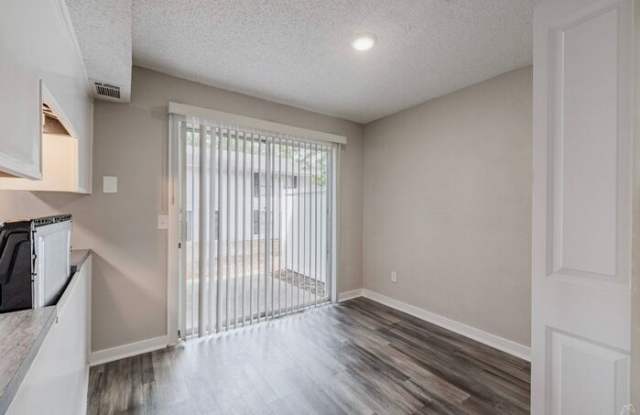 3110 Godby Road Gallery 1