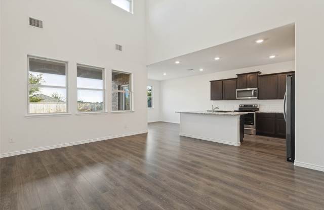 1012 Crepe Myrtle Lane Gallery 2