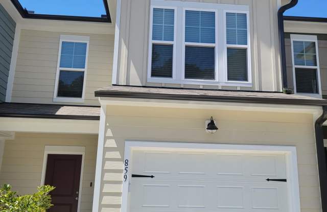 859 Mckenzie Park Terrace Gallery 1