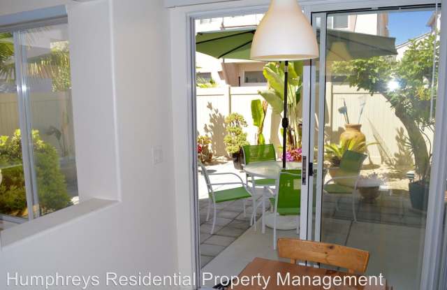 7579 Hazard Center Drive Gallery 4