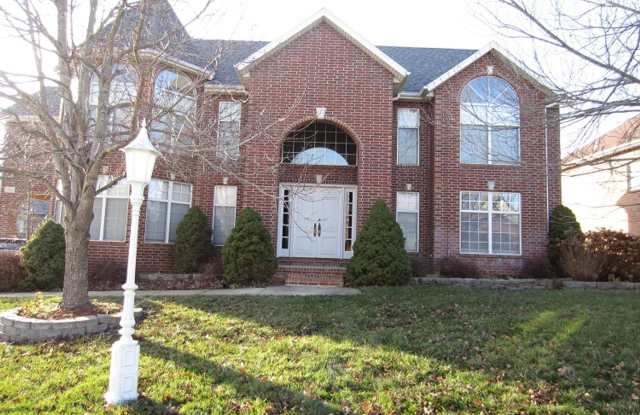 Dramatic Copper Mill Home with Huge Formal Living and Dining Rooms photos photos