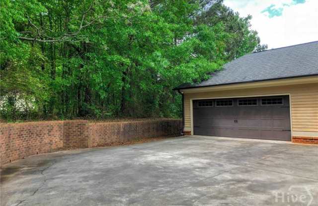 1121 Livingston Trail Gallery 4