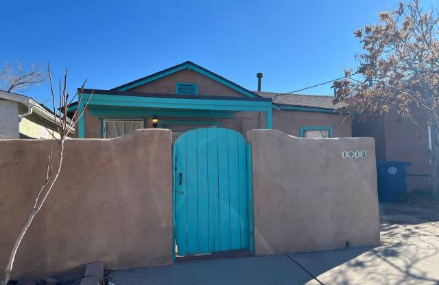 OLD TOWN 2 Bedroom 1 Bath photos photos