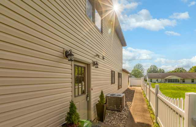 Newly Renovated and Ready to Move in. photos photos