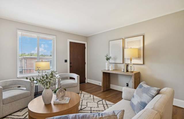 Walkable Location, Location, Location in Green Hills! photos photos