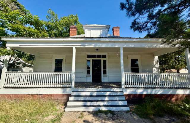 Charming Historic Cottage | 1 Bed · 1 Bath | Enfield, NC Gallery 3