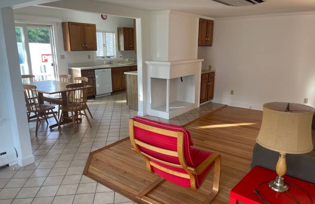 55 Overshores Drive W Gallery 4