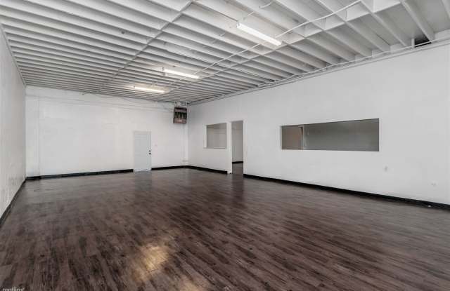 8131 S San Pedro Gallery 3