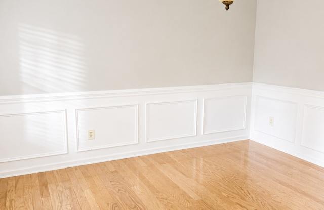 Beautiful 4-Bedroom Home for Rent in Cornelius! Gallery 4