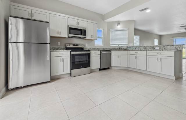 1350 Rio De Janeiro Ave photos photos