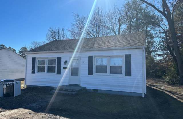 2 bed 1 bath house in Richmond photos photos