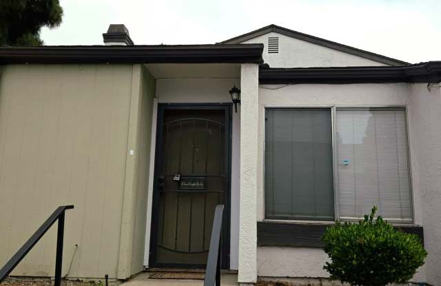 Charming 2 Bed 1 Bath Condo in Otay Mesa photos photos