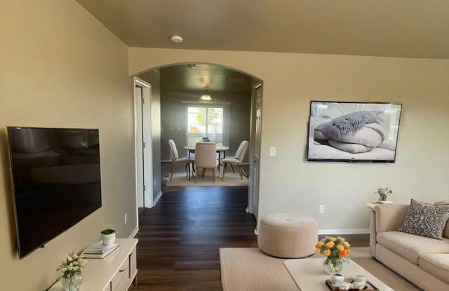 Second-Floor 2-Bedroom Condo Near Powers Blvd Gallery 4